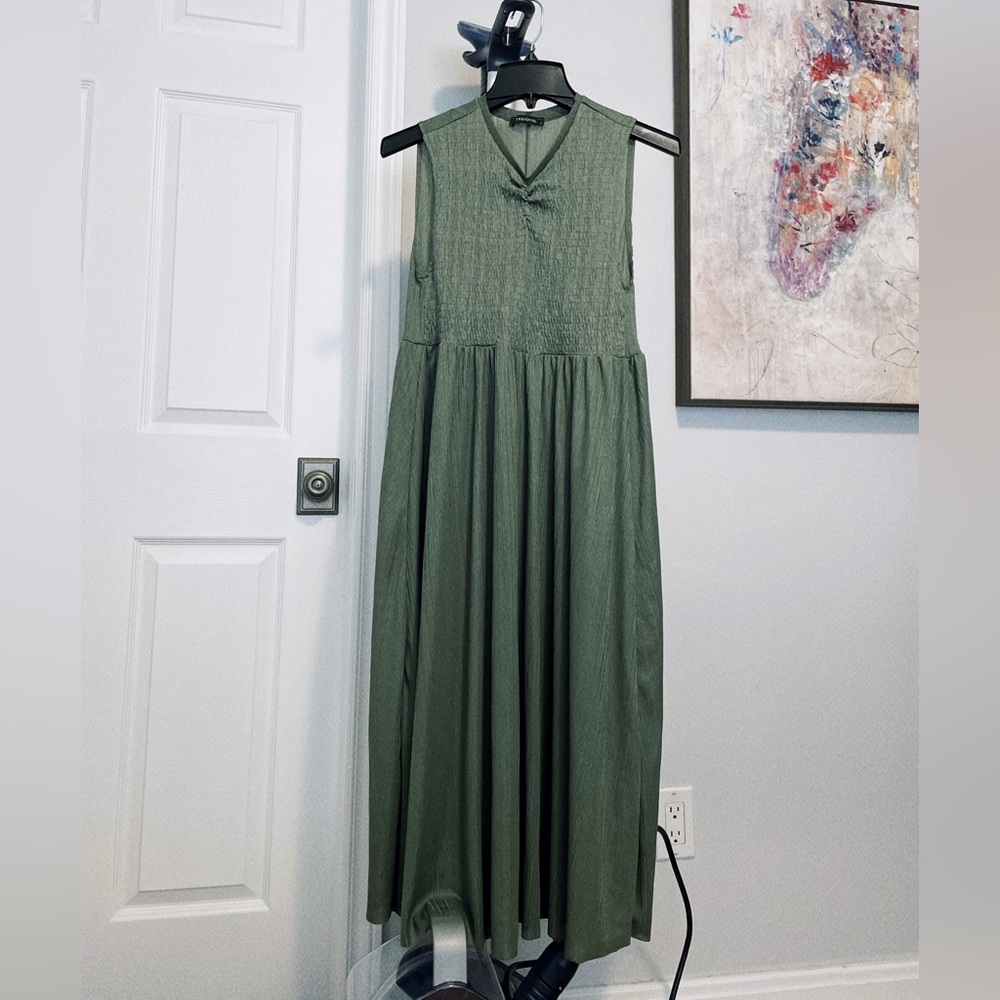 Trendyol Maxi Dress, V neck